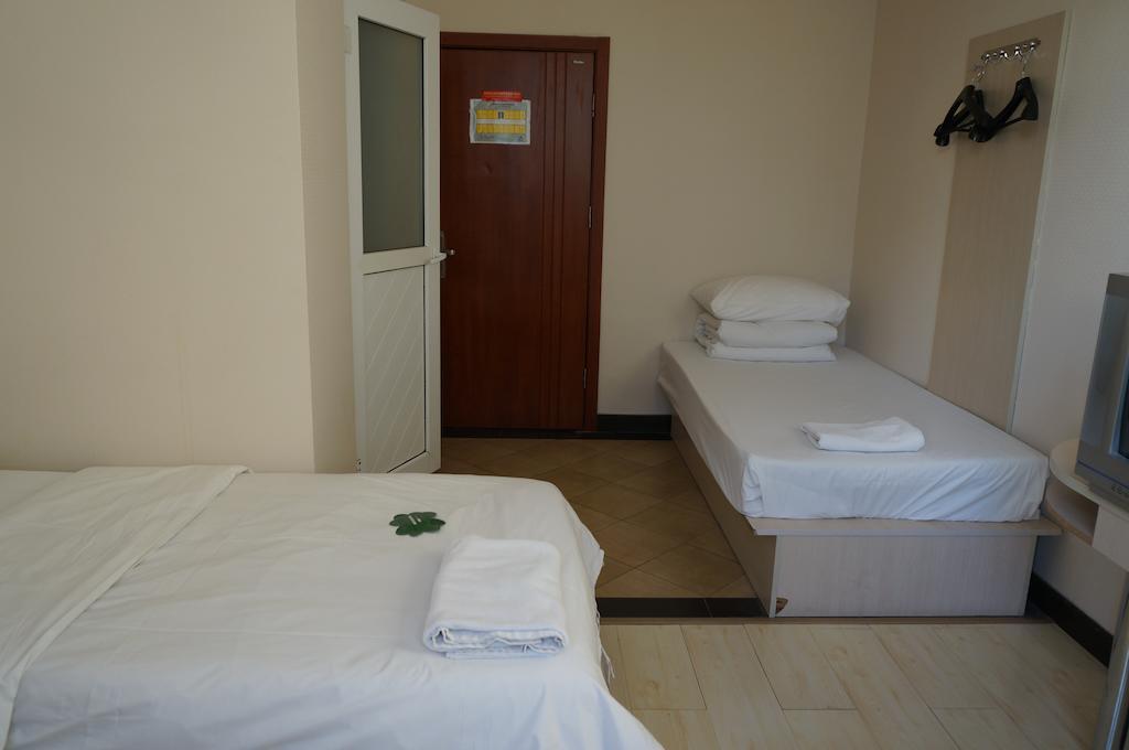 Beijing Sanlitun Hostel Номер фото